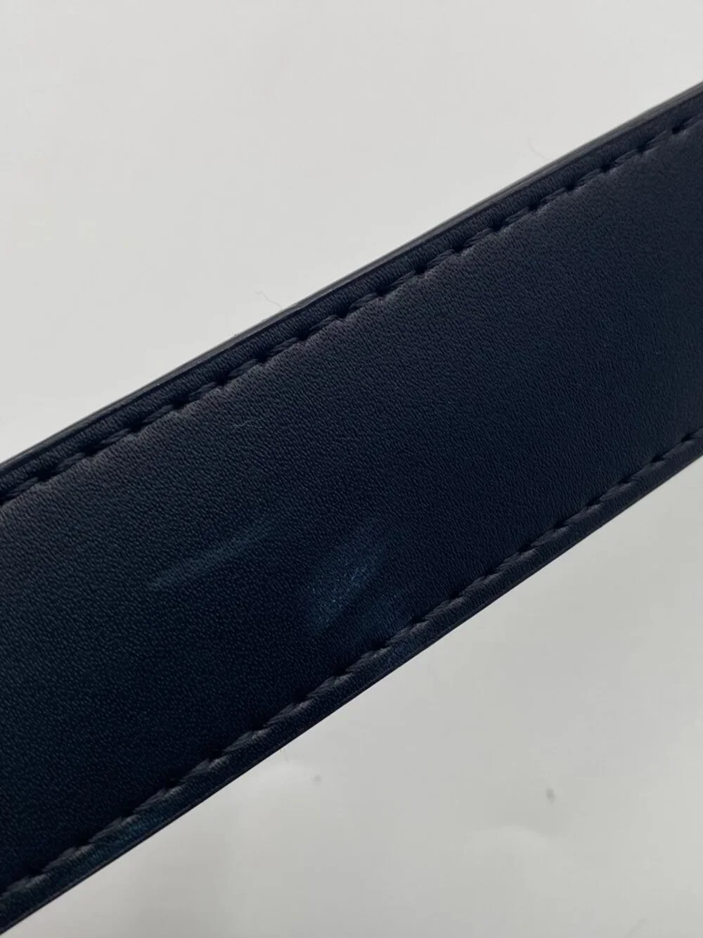 OOBE Black Leather Belt Size Small 1.25